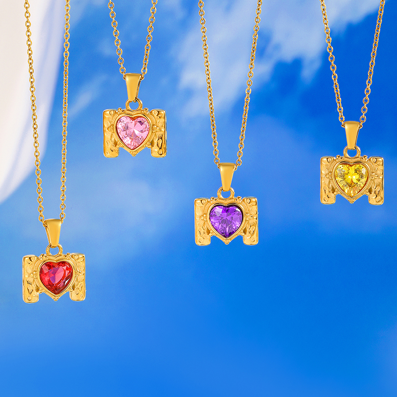 Ivanda Stainless steel Heart gemstone pendant necklace  YHTSN-2501165